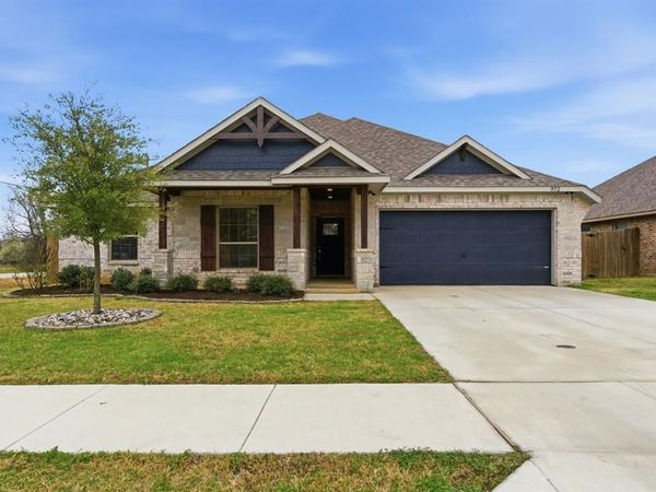 972 Sam Street, Springtown, TX 76082