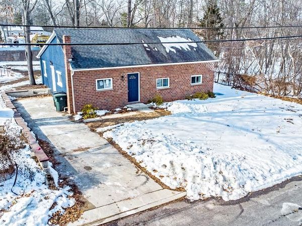 1419 VICTORY AVENUE, WILLIAMSTOWN, NJ 08094