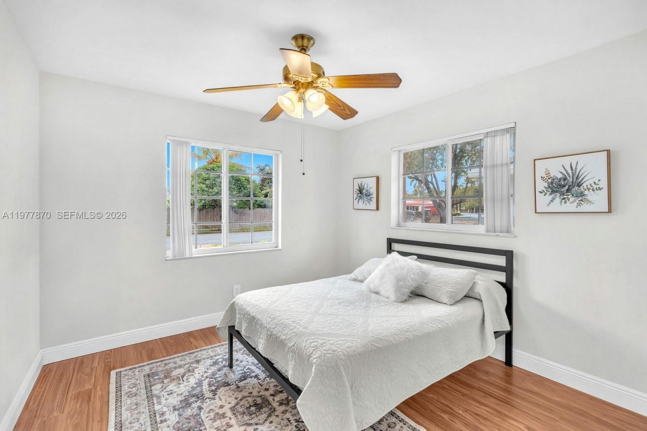 2030 NW 91st Ter , Pembroke Pines, FL 33024 Photo