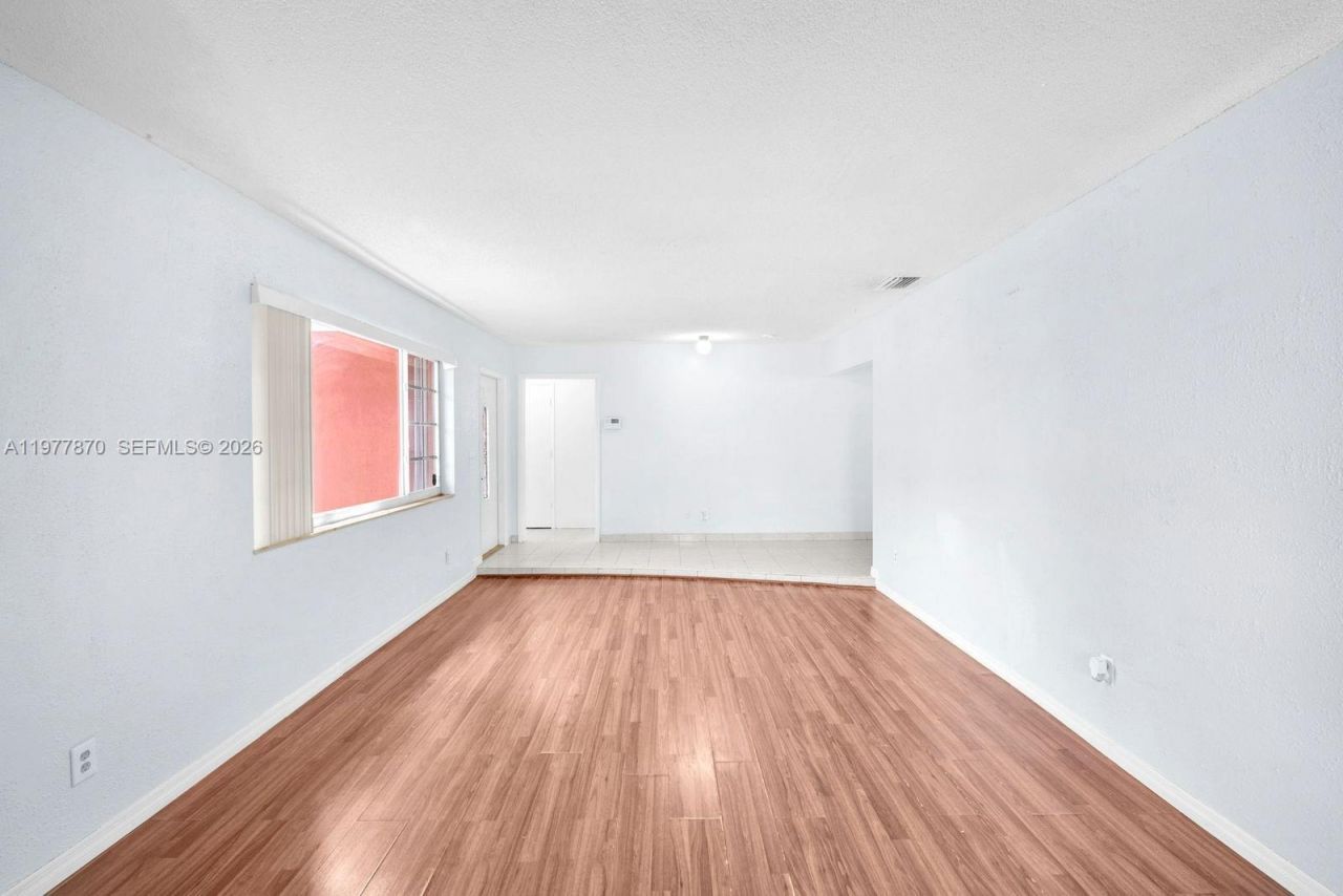 2030 NW 91st Ter , Pembroke Pines, FL 33024 Photo