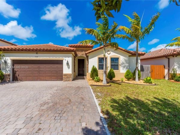2541 SE 1st St, Homestead, FL 33033