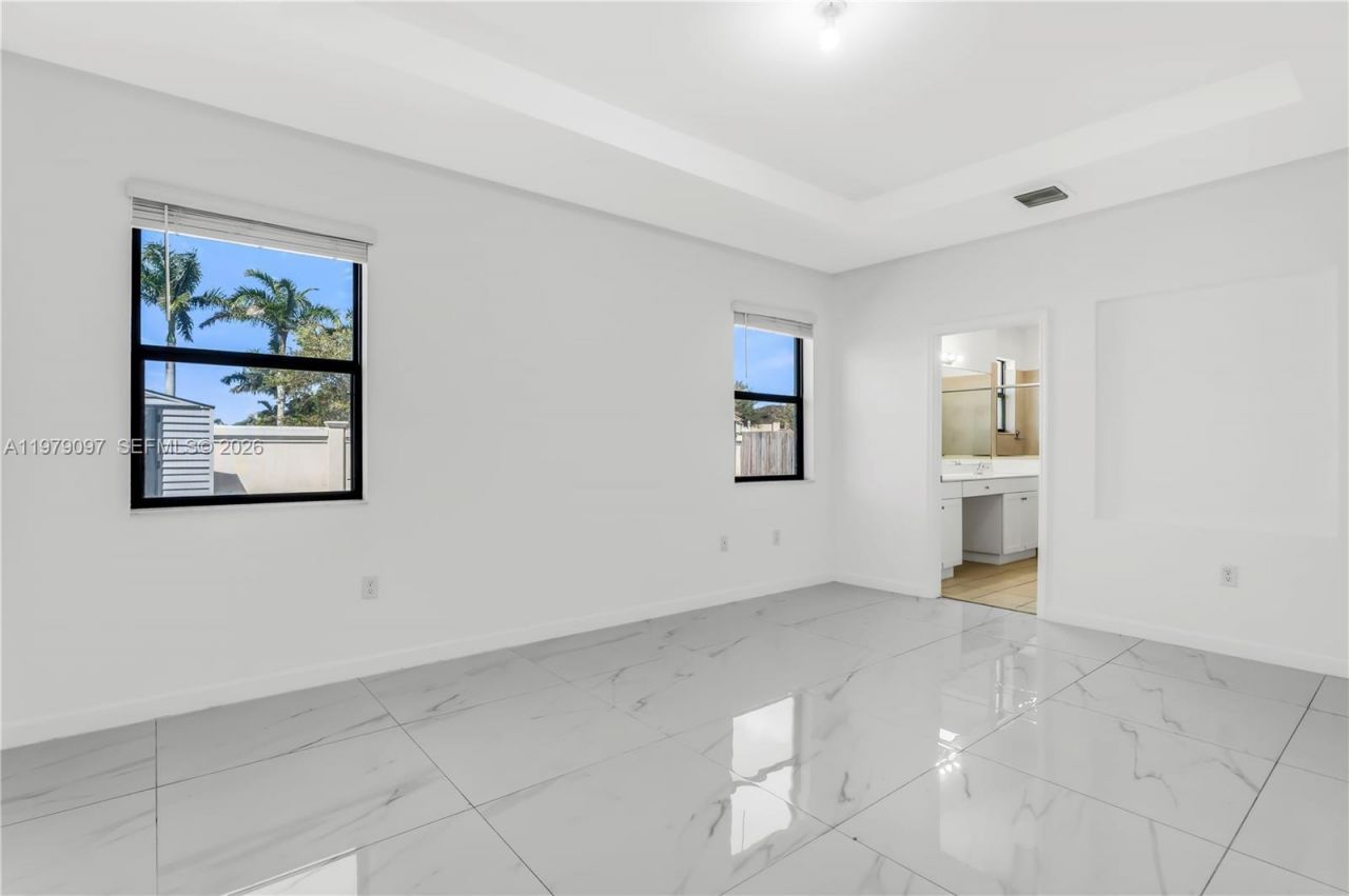 2541 SE 1st St, Homestead, FL 33033 Photo