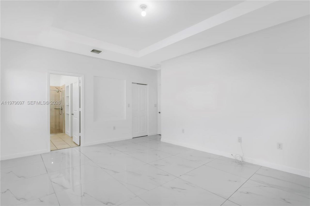 2541 SE 1st St, Homestead, FL 33033 Photo