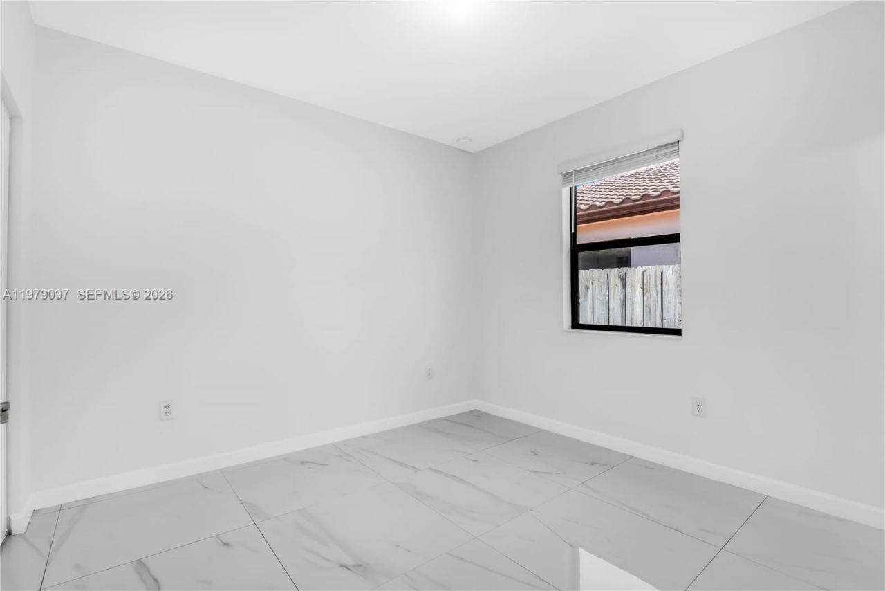 2541 SE 1st St, Homestead, FL 33033 Photo