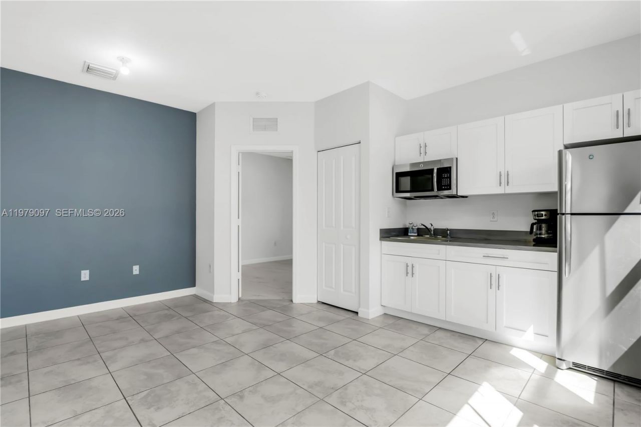 2541 SE 1st St, Homestead, FL 33033 Photo