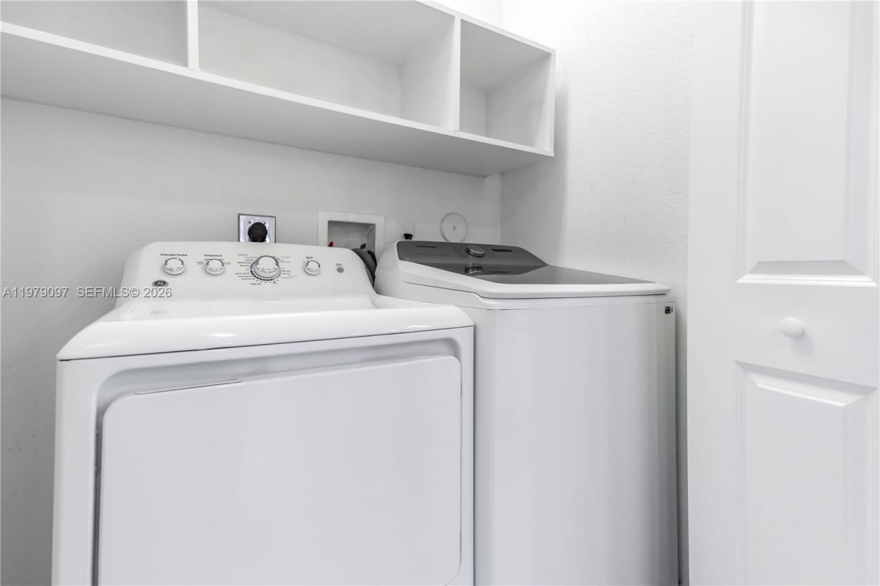 2541 SE 1st St, Homestead, FL 33033 Photo