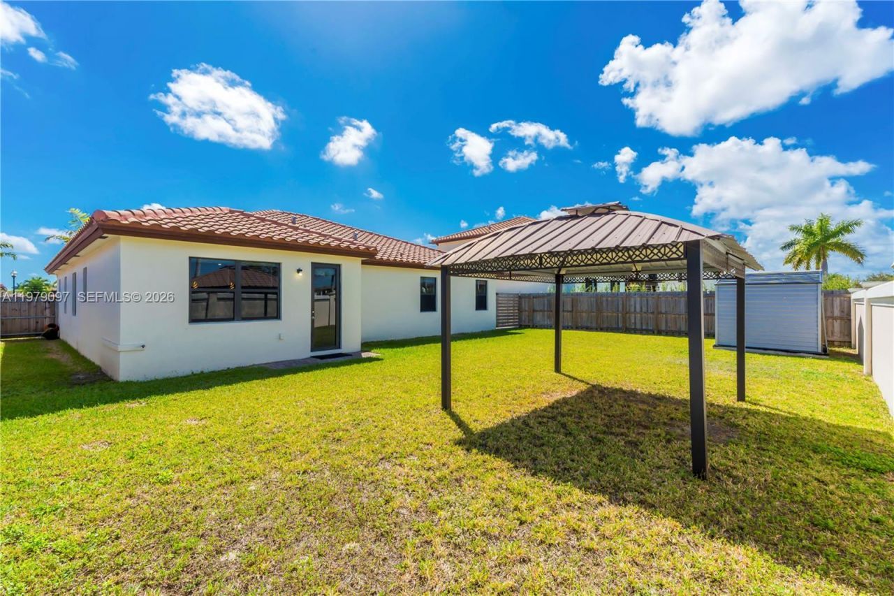 2541 SE 1st St, Homestead, FL 33033 Photo