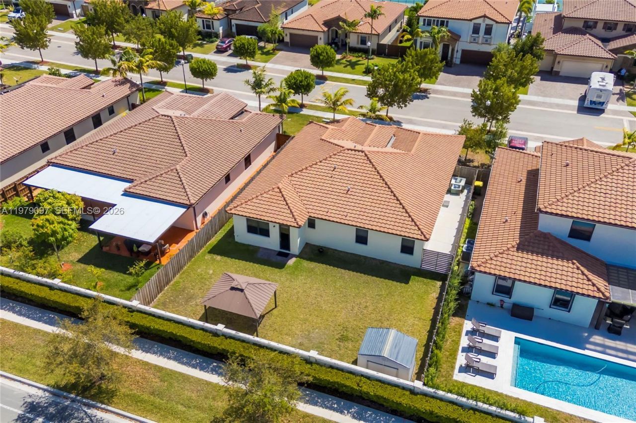 2541 SE 1st St, Homestead, FL 33033 Photo