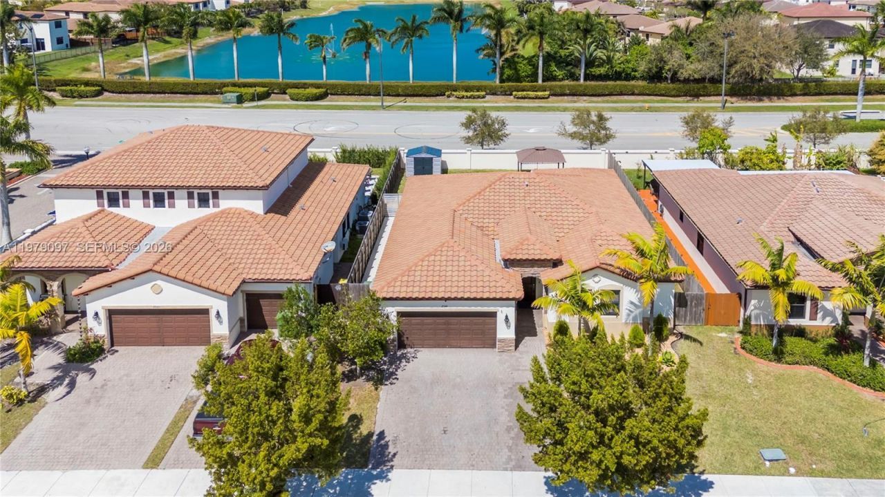 2541 SE 1st St, Homestead, FL 33033 Photo