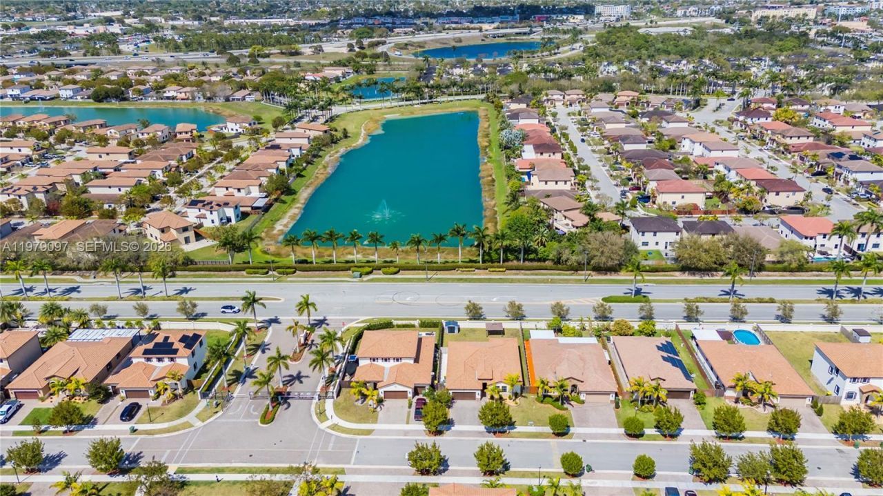 2541 SE 1st St, Homestead, FL 33033 Photo