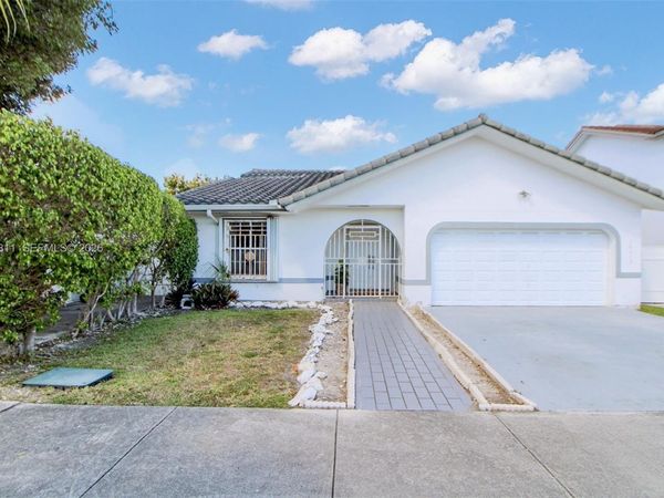 14413 SW 115th St, Miami, FL 33186