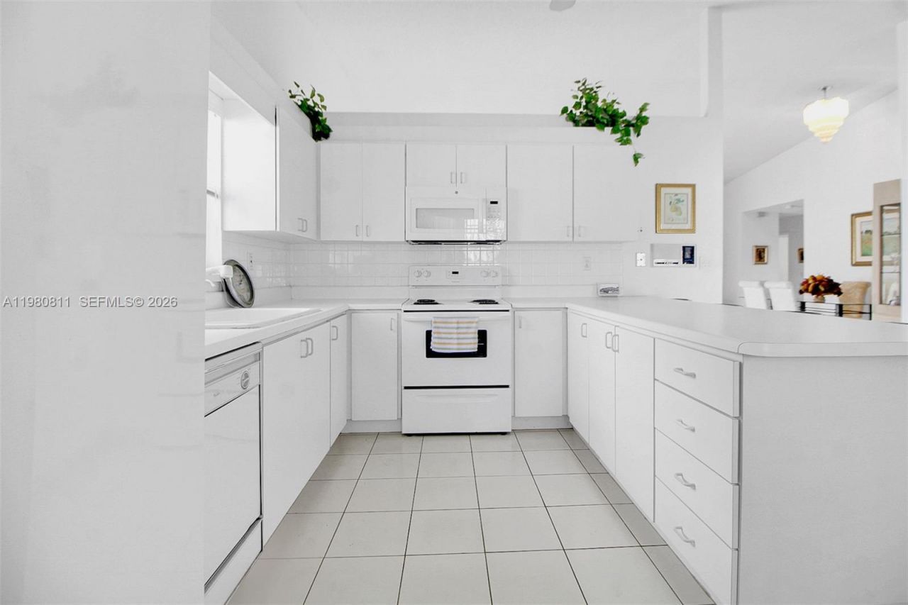 14413 SW 115th St, Miami, FL 33186 Photo