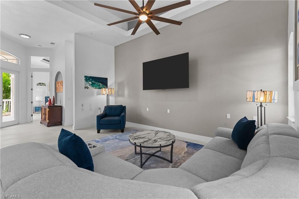 2417 Cape Coral Pkwy W, Cape Coral, FL 33914 Photo