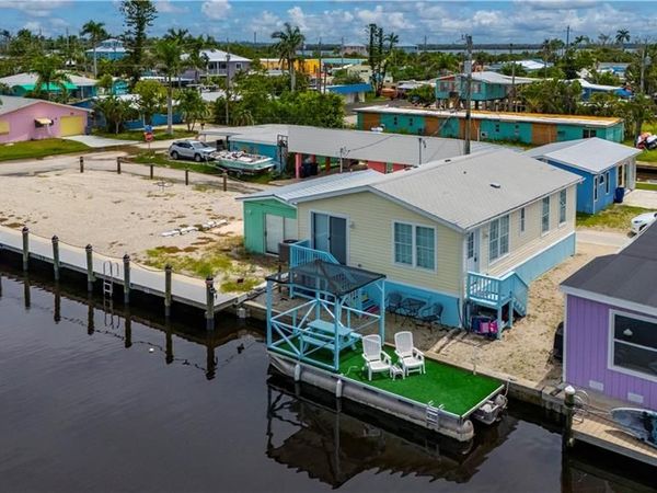 2634 Coco Plum DR , MATLACHA, FL 33993