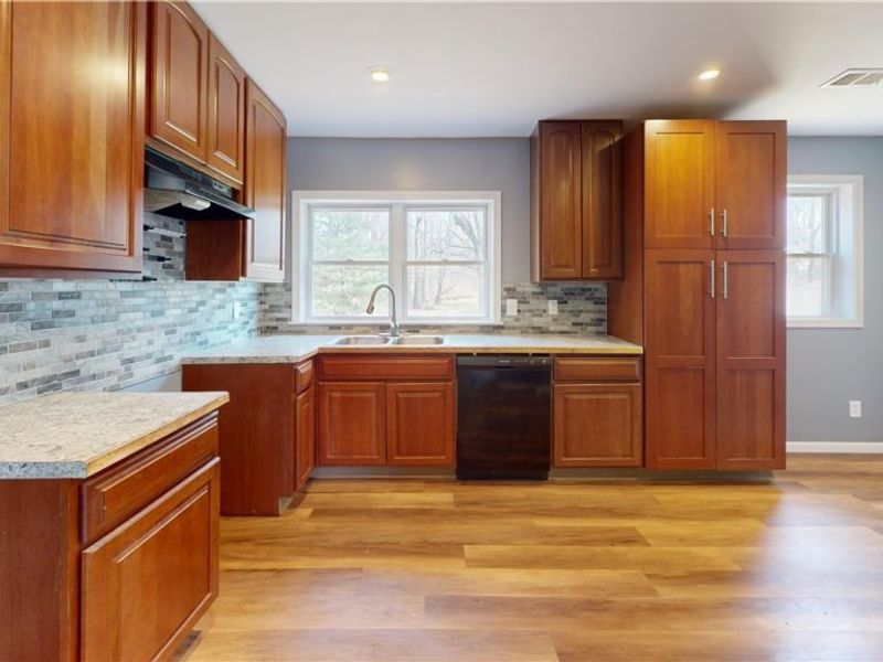 1545 Ambre Drive , Akron, OH 44312 Photo 7