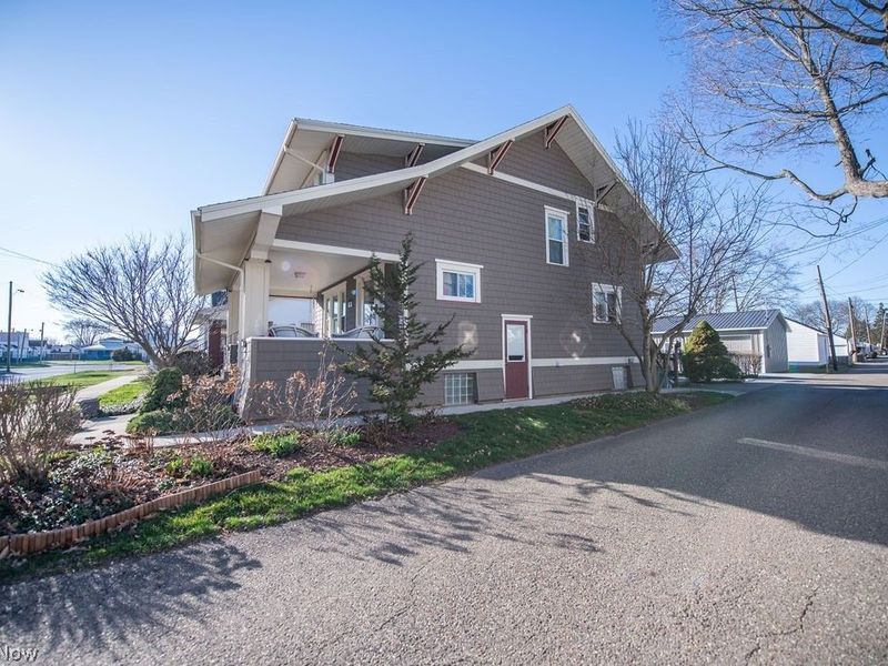 329 Park Avenue NW, New Philadelphia, OH 44663 Photo 4