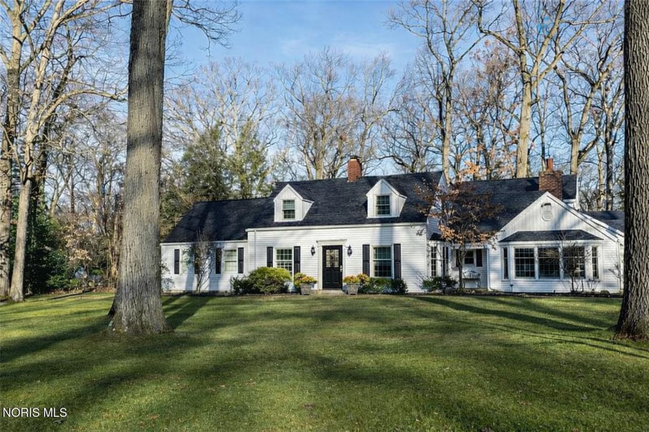 4910 Rolandale Avenue, Toledo, OH 43623 Main Photo