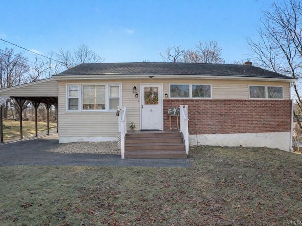 9 Hillside Terrace , Monroe, NY 10950