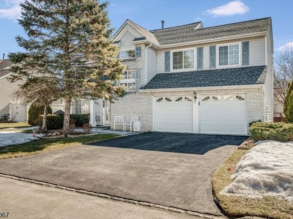 13 Little Doe Run, Jefferson, NJ 07438