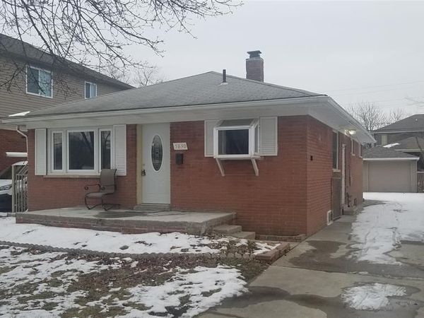 5830 Whitefield Street, Dearborn Heights, MI 48127