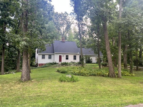 96 Windingwood Drive, Kalamazoo, MI 49009