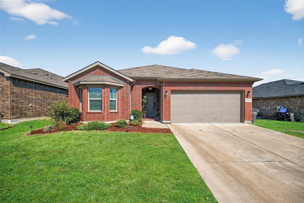 1029 Nicole Way, Fort Worth, TX 76028 Main Photo
