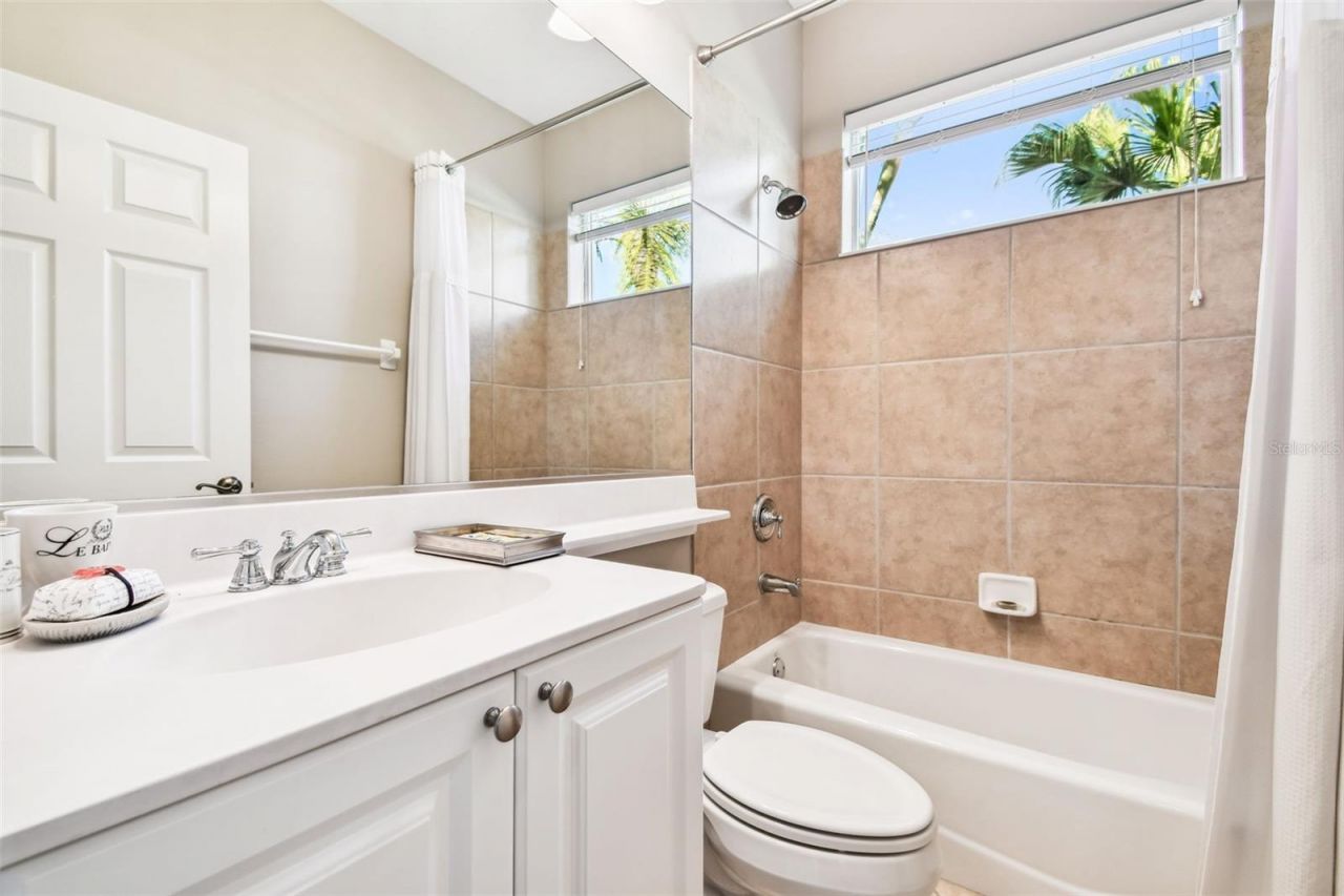 7328 Lake Forest Glen , Lakewood Ranch, FL 34202 Photo