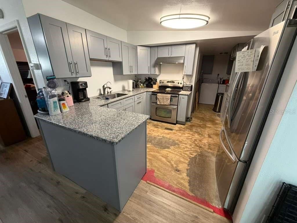 2412 Island Oaks W, Lakeland, FL 33805 Photo