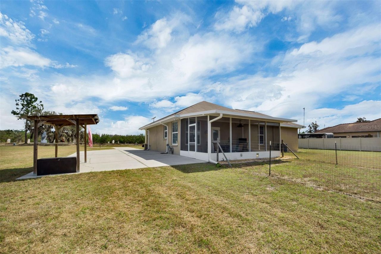 12647 Sweet Hill Road , Polk City, FL 33868 Photo