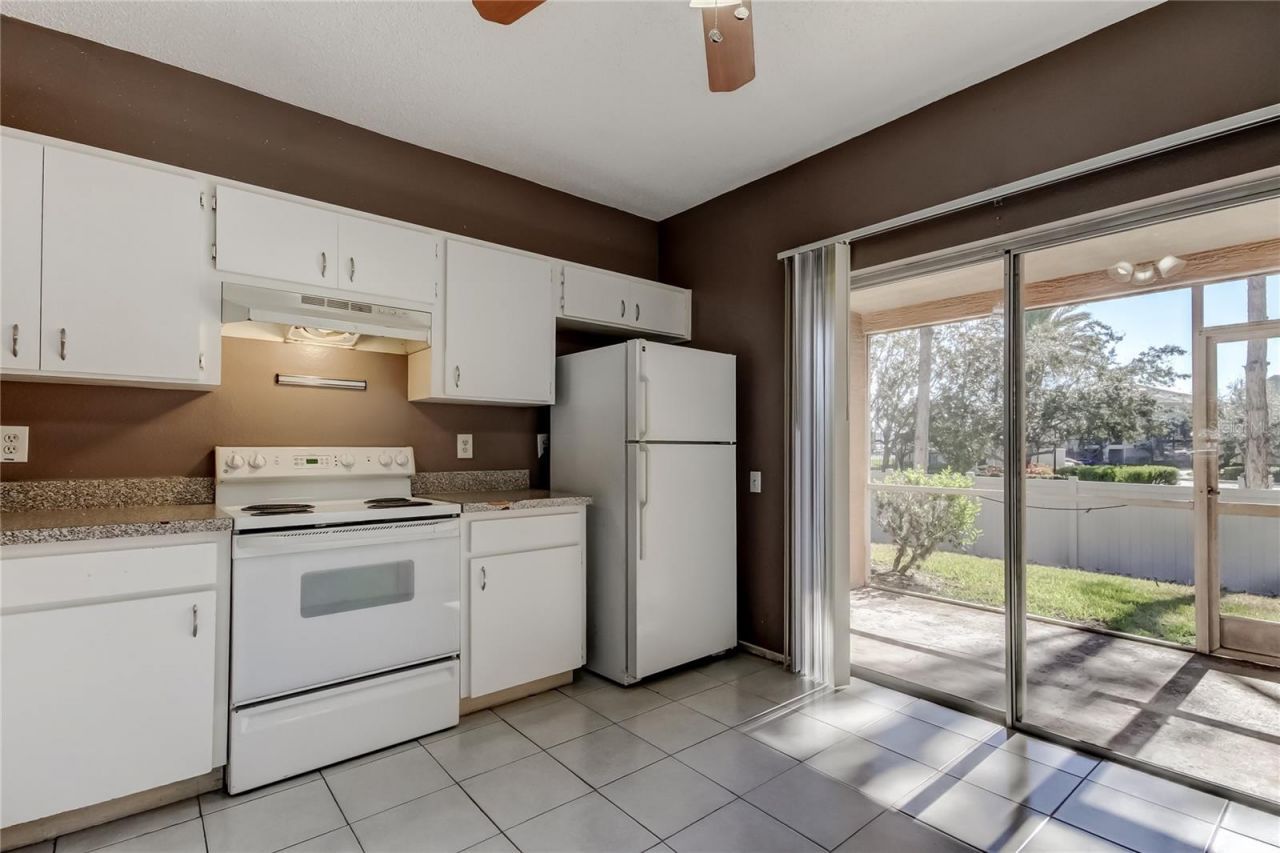 6318 Bayside Key Drive, Tampa, FL 33615 Photo