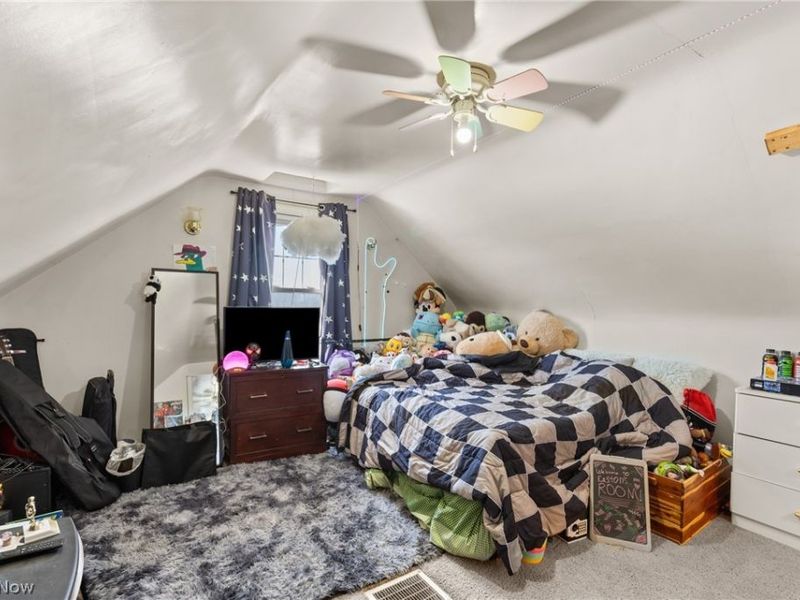 832 Buena Vista Boulevard, Steubenville, OH 43952 Photo 18