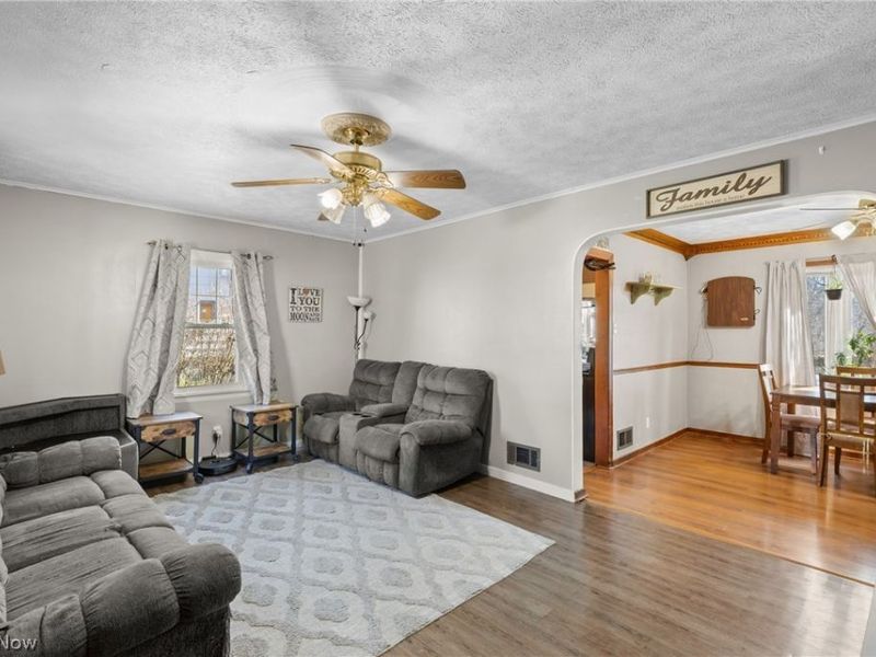 832 Buena Vista Boulevard, Steubenville, OH 43952 Photo 6