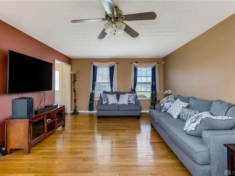 6653 Clovis Drive, Fairfield Township, OH 45011 Photo 12