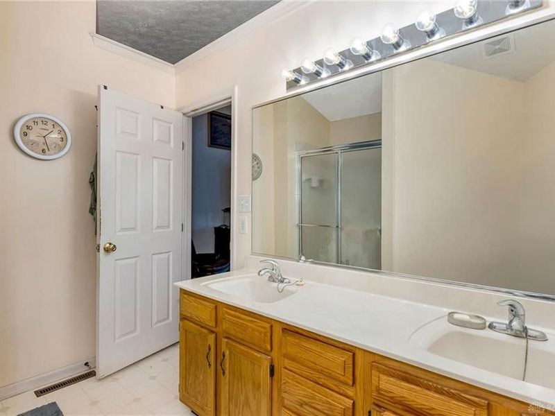 6653 Clovis Drive, Fairfield Township, OH 45011 Photo 29