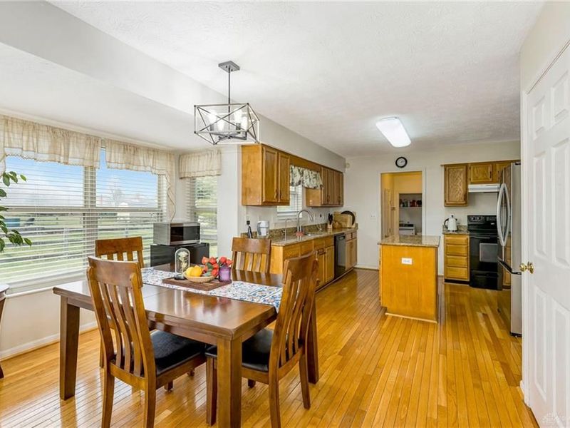 6653 Clovis Drive, Fairfield Township, OH 45011 Photo 8