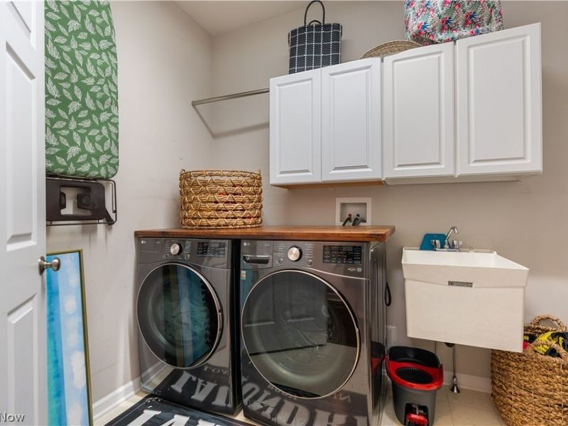 520 Pga Boulevard, New Philadelphia, OH 44663 Photo 12