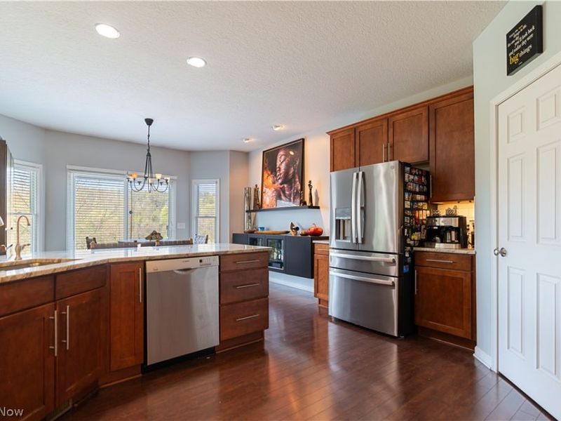 520 Pga Boulevard, New Philadelphia, OH 44663 Photo 8