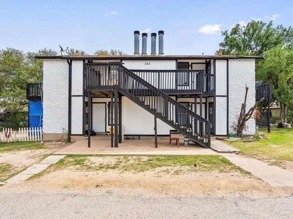 302 Hedgewood DR, Georgetown, TX 78628