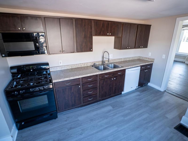 166 N Sandusky Street , Unit A, Delaware, OH 43015 Photo 13