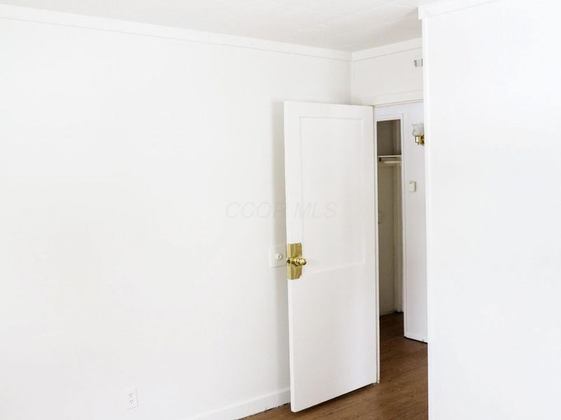 629 N Dawson Avenue , Columbus, OH 43219 Photo 16