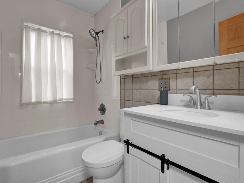 1700 W Main Street, Newark, OH 43055 Photo 17