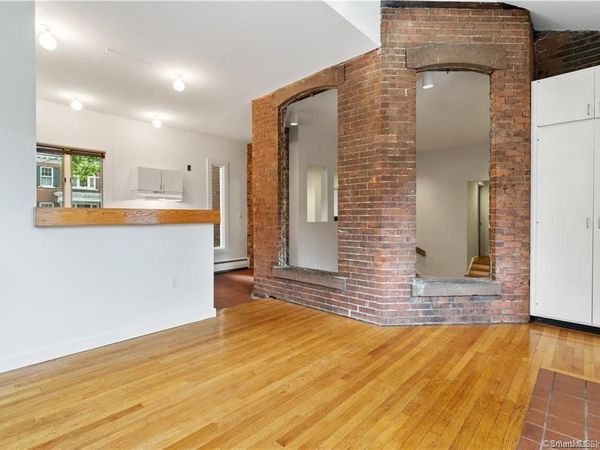 239 Bradley , Unit 1, New Haven, CT 06510