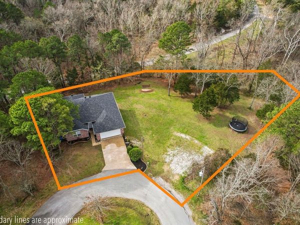 7 Hadrian Lane, Bella Vista, AR 72715