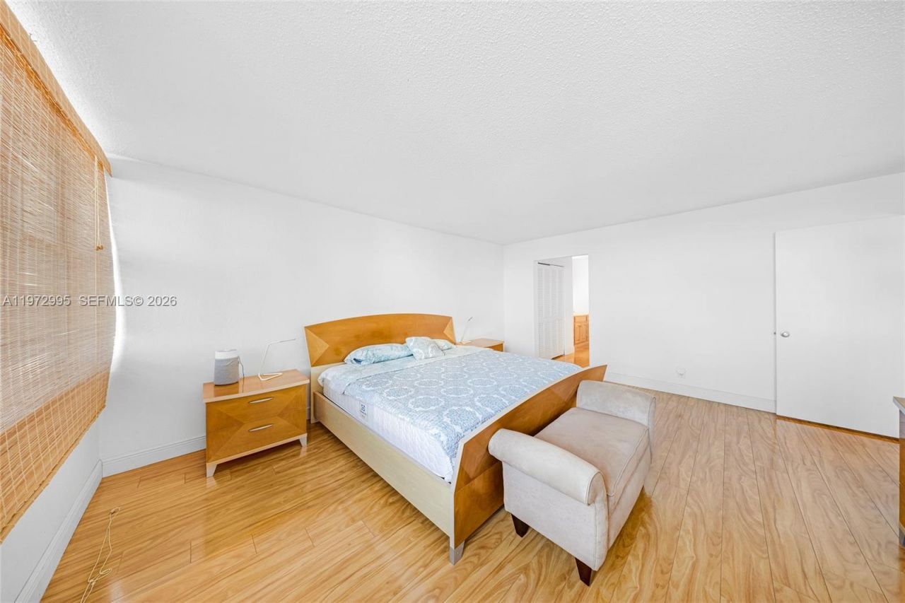 1825 S Ocean Dr , Unit 708, Hallandale Beach, FL 33009 Photo