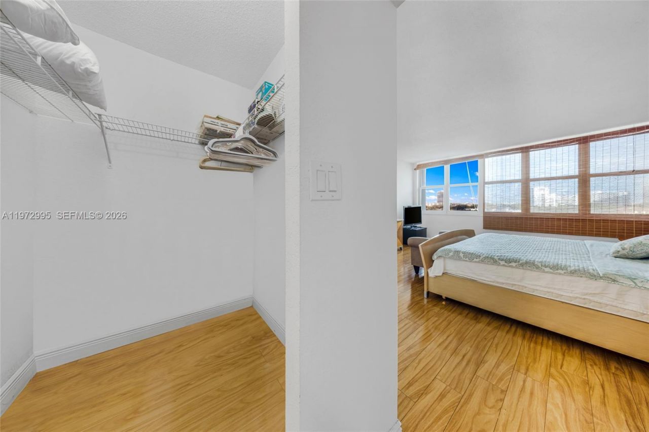 1825 S Ocean Dr , Unit 708, Hallandale Beach, FL 33009 Photo