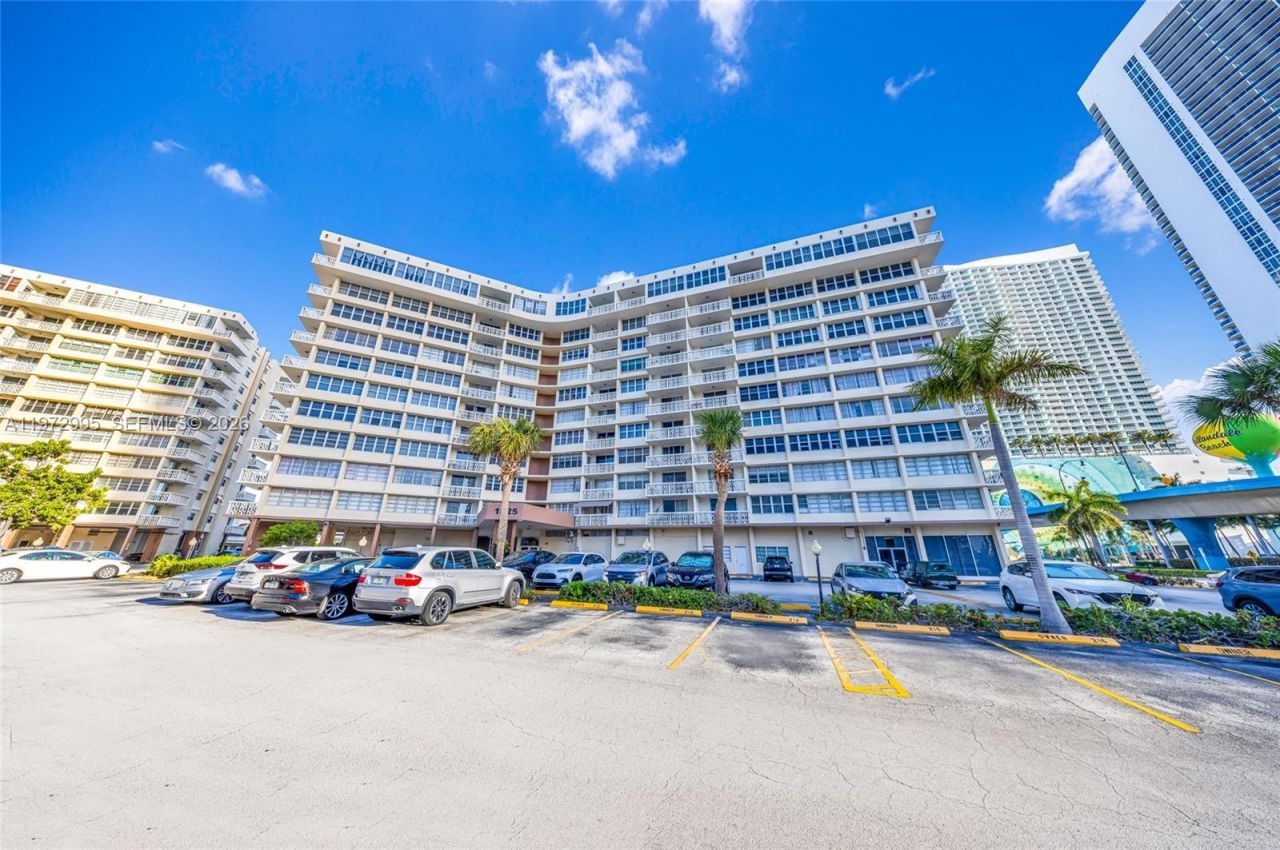 1825 S Ocean Dr , Unit 708, Hallandale Beach, FL 33009 Photo