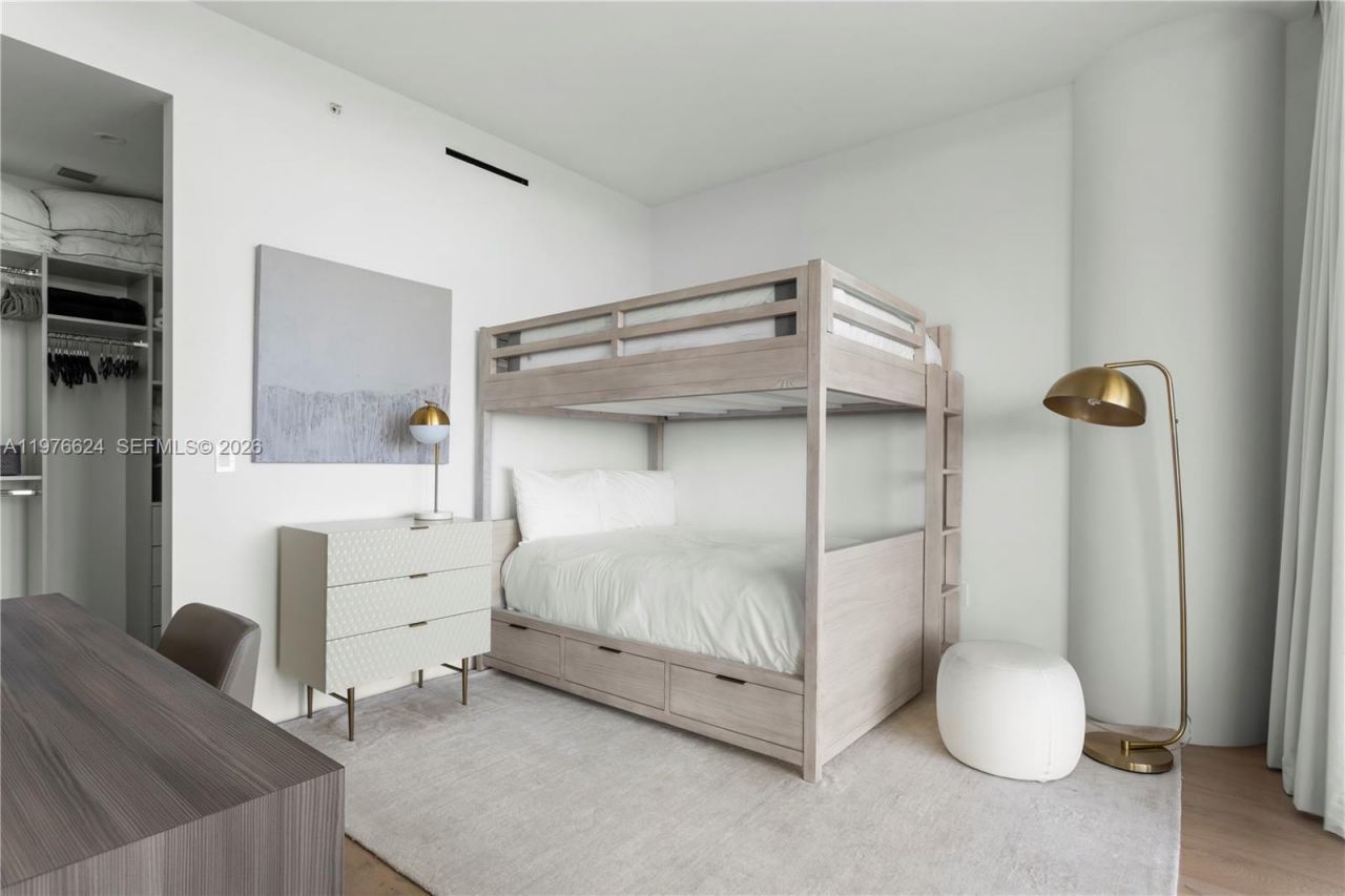 8701 Collins Ave , Unit 604, Miami Beach, FL 33154 Photo