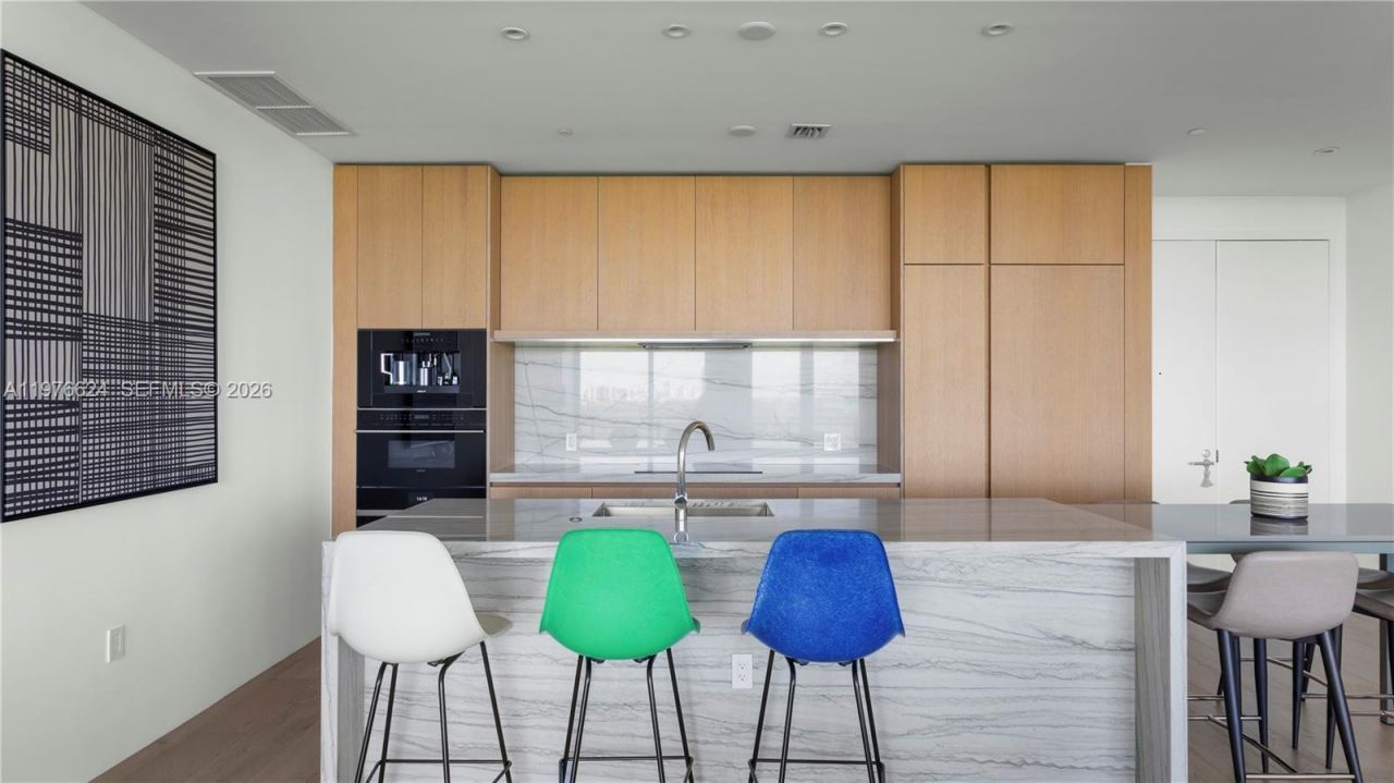 8701 Collins Ave , Unit 604, Miami Beach, FL 33154 Photo