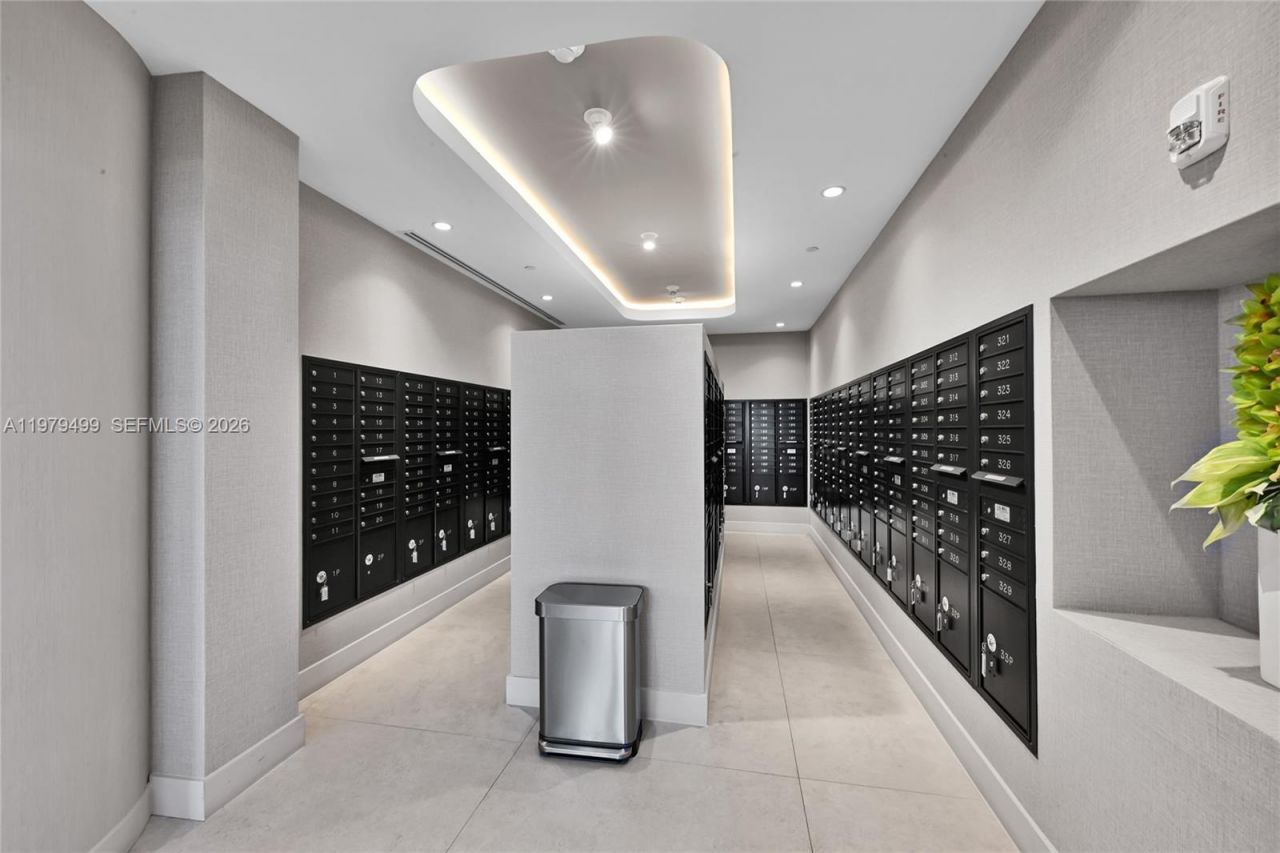 700 NE 24 , Unit 3106, Miami, FL 33137 Photo