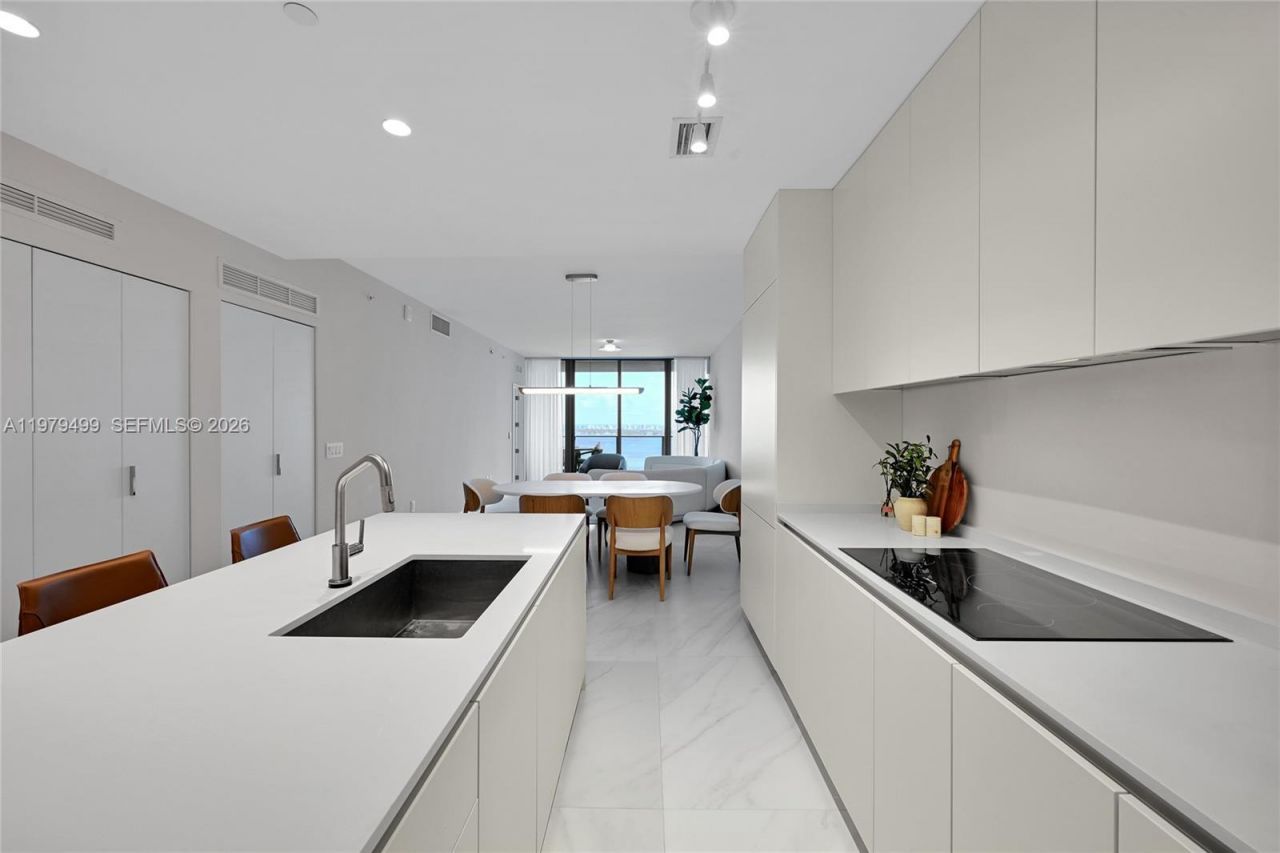 700 NE 24 , Unit 3106, Miami, FL 33137 Photo